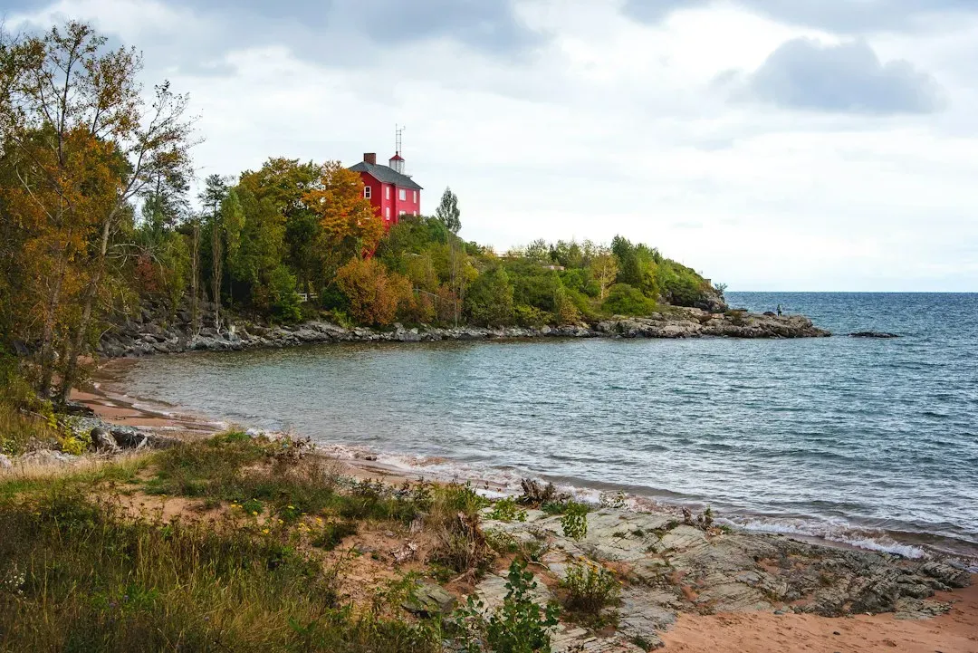 Grand Rapids, Michigan: The Great Lakes Buffer (Image Credits: Unsplash)