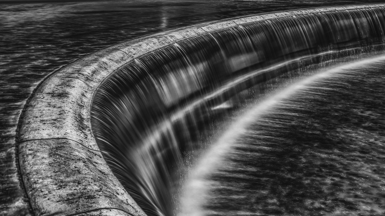 Norway: Harnessing Hydropower and Tightening Carbon Controls (image credits: pixabay)