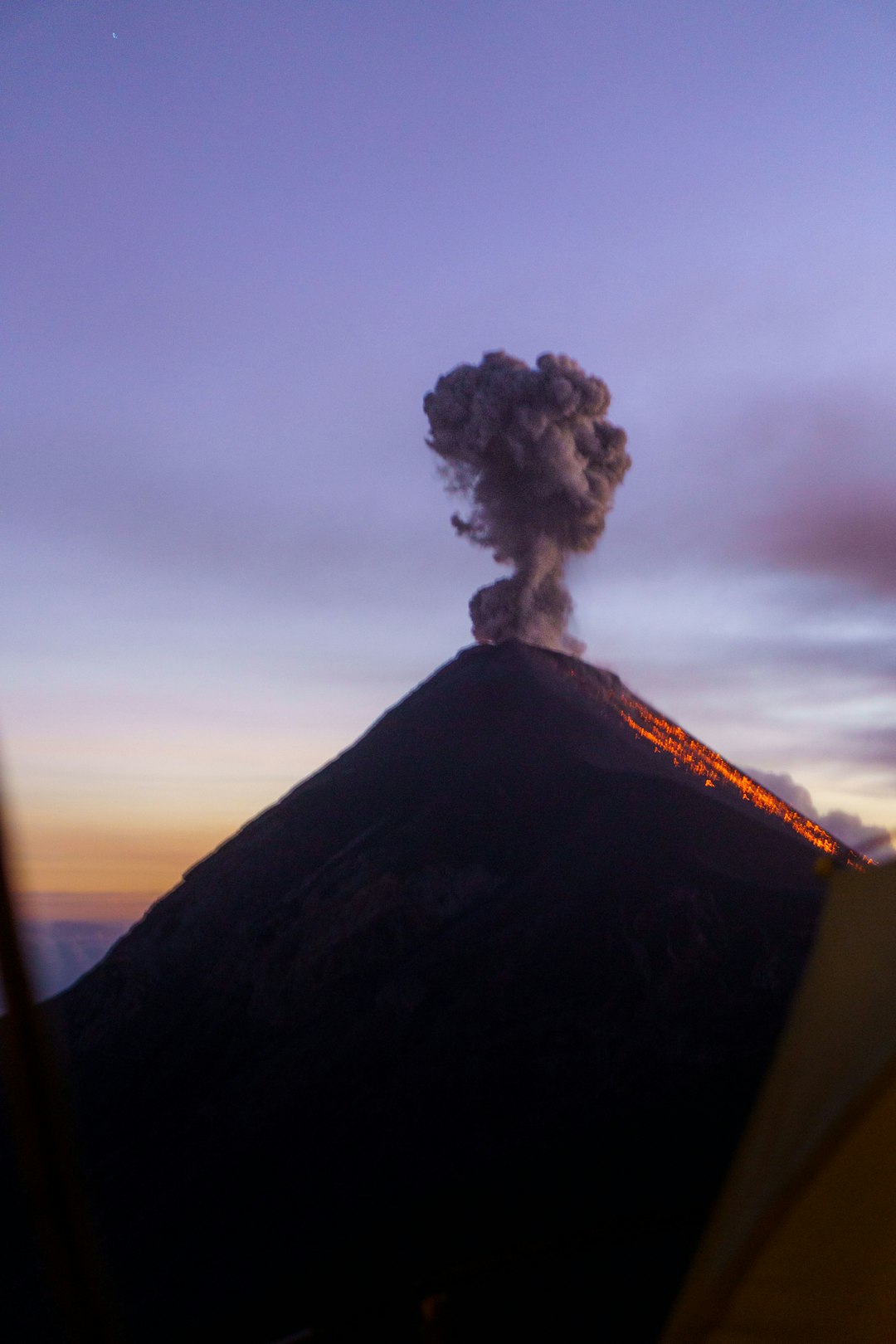 International Tourist Destinations Bear the Brunt (image credits: unsplash)