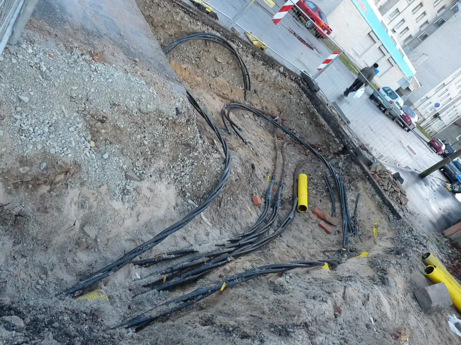 The Price Tag That Makes Utilities Flinch (Image Credits: Wikimedia)