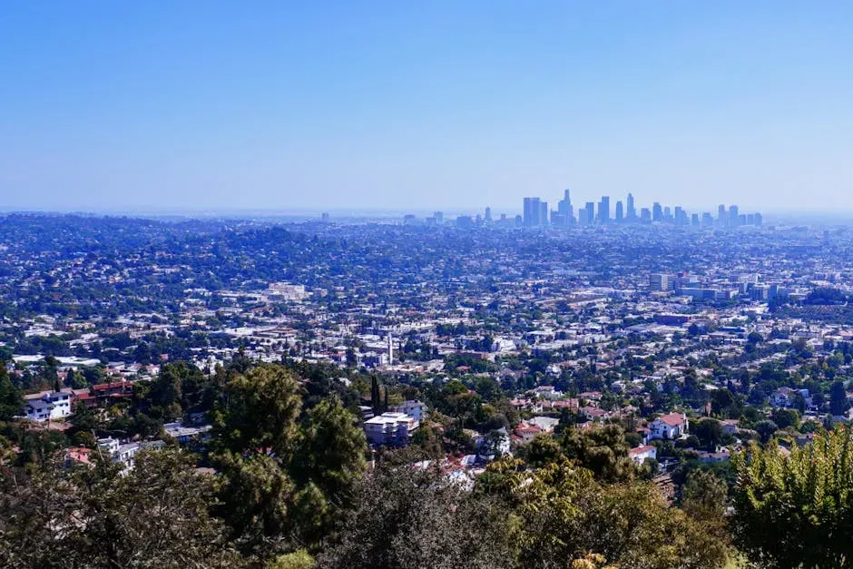 2. Los Angeles, California - Wildfire and the Overdue "Big One" (Image Credits: Pexels)