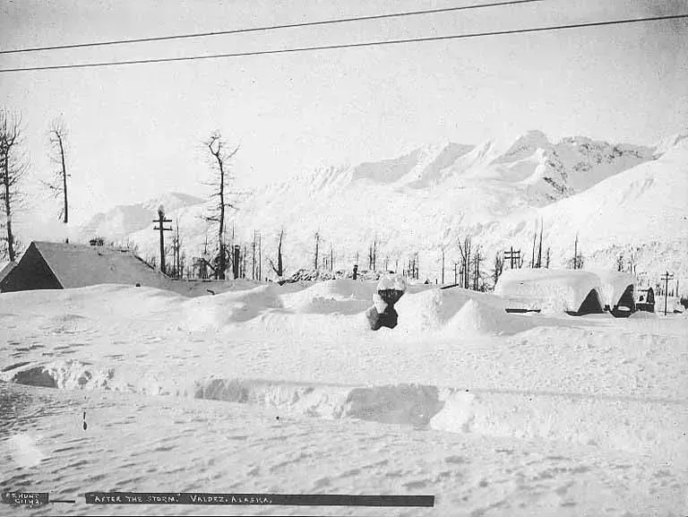 Western Canada: cold air pools early (Alaska, Western Canada and United States Collection, Public domain)