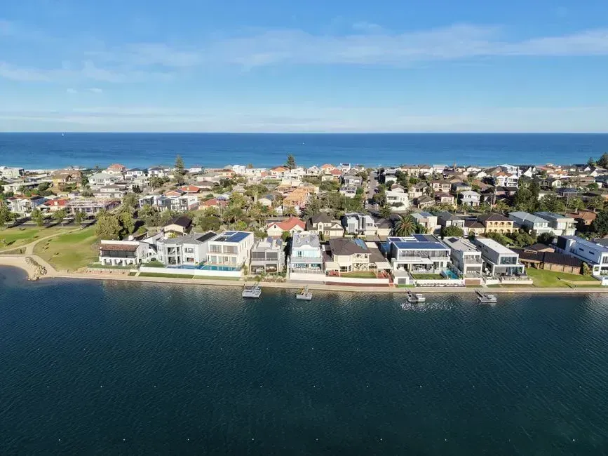 Coastal A zones: the new middle category (Image Credits: Pexels)