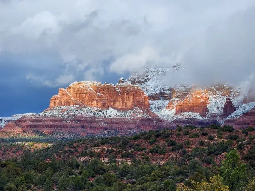 8. Winter Actually Arrives, and It Helps Offset the Summer Pain (Image Credits: Pexels)
