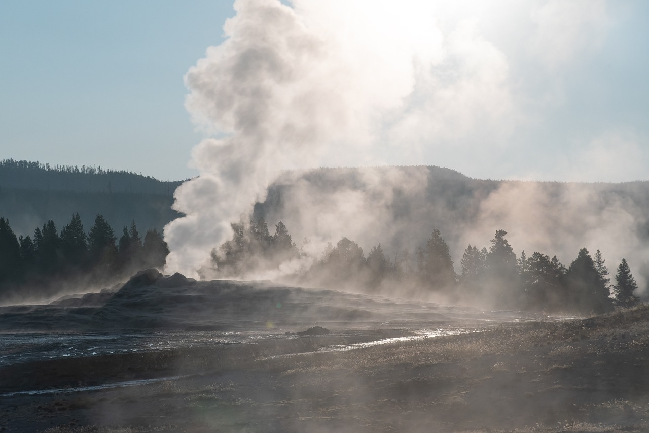 Geothermal Lessons: What Other Countries Can Learn (image credits: pixabay)
