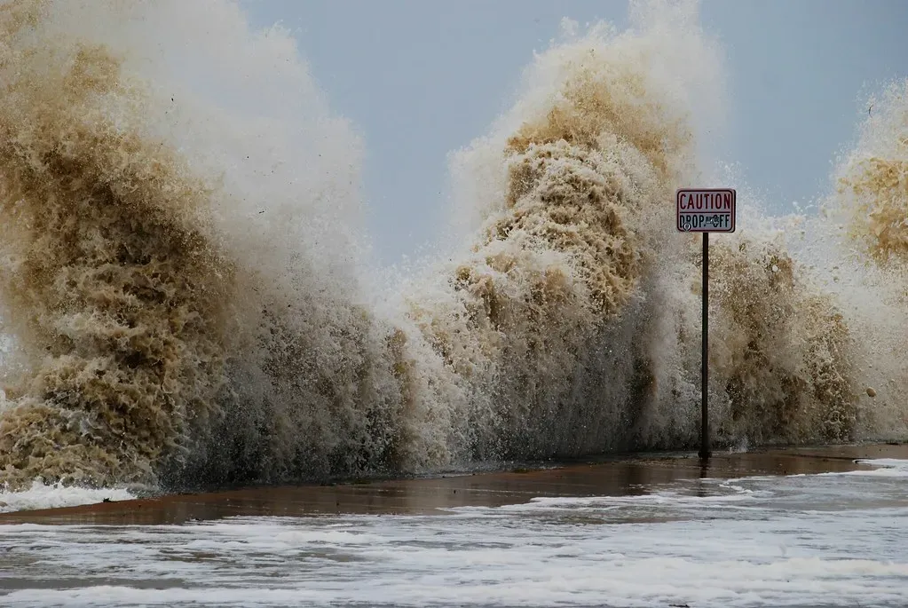 Storm surge, not wind, is the bigger worry (poepoe374, Flickr, CC BY 2.0)
