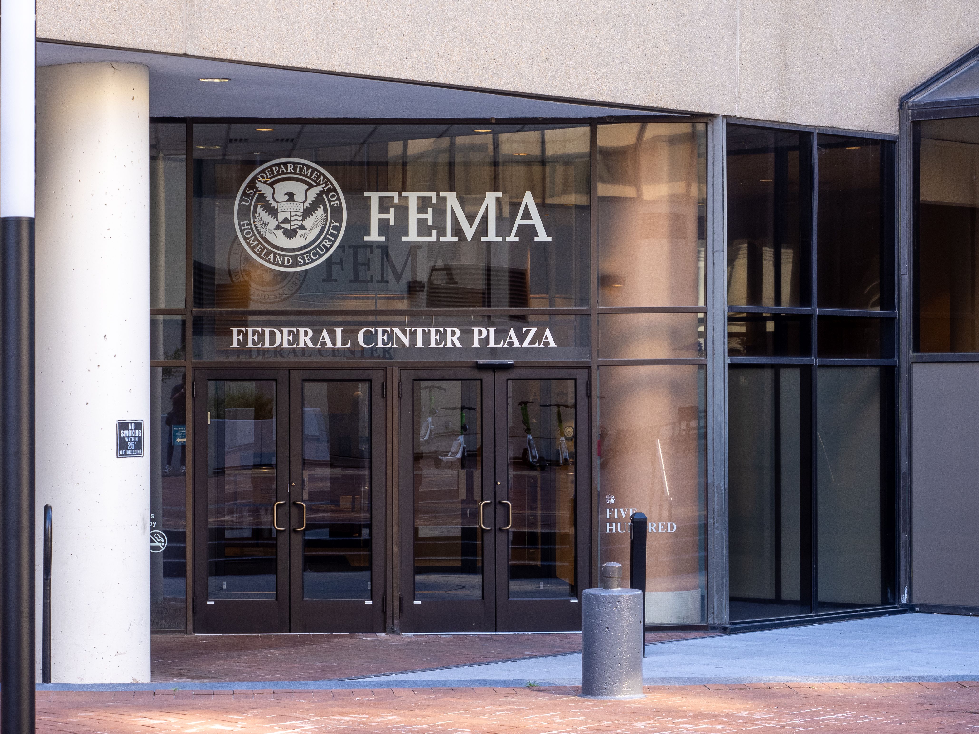 FEMA's Workforce Crisis Under Trump (image credits: wikimedia)