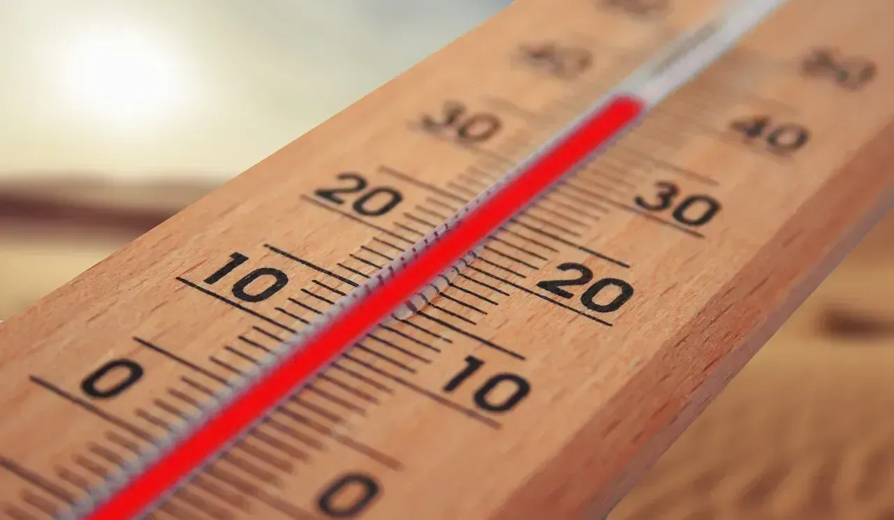 4. Extreme Heat Warnings (Image Credits: Pixabay)