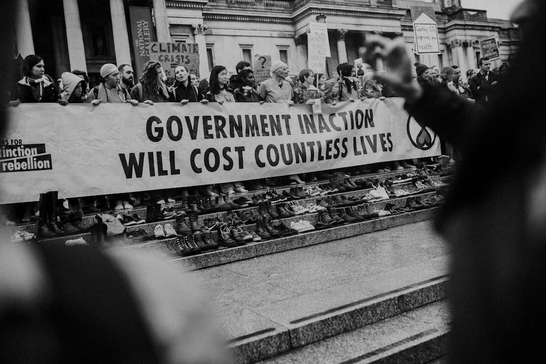 The Government's Inadequate Response Exposed (image credits: unsplash)