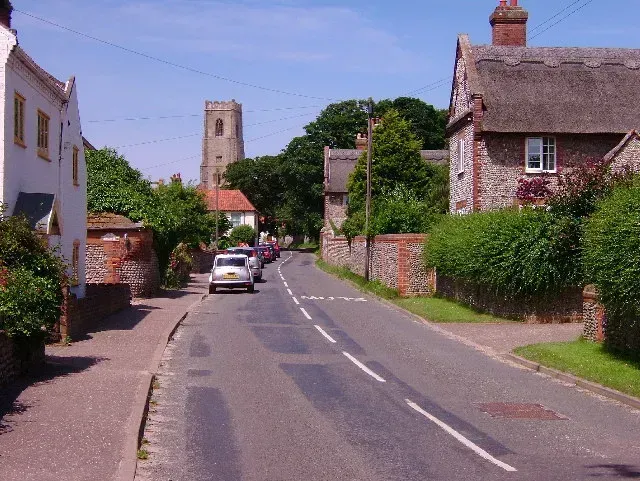 Happisburgh, Norfolk, England (Image Credits: From geograph.org.uk, CC BY-SA 2.0)