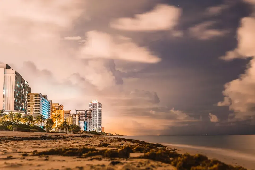 5. Miami, Florida - Subtropical Heat, Lightning, and Hurricane Exposure (Image Credits: Unsplash)