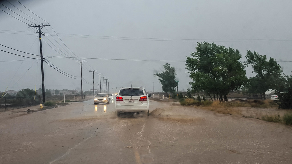 Record-Breaking Rainfall Overwhelms Region (image credits: flickr)