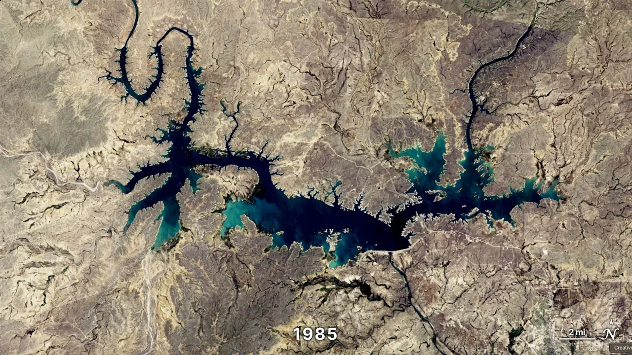 Satellite imagery filling gaps that agencies leave open (The Shrinking Amistad Reservoir, Public domain)