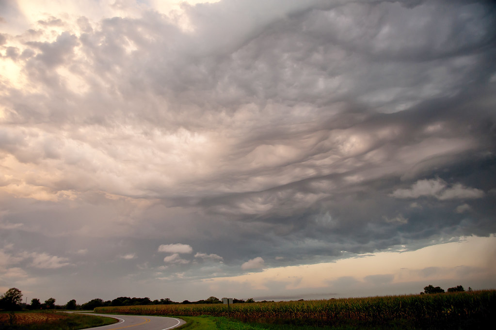Hurricane Season Predictions Using Space Data (image credits: flickr)
