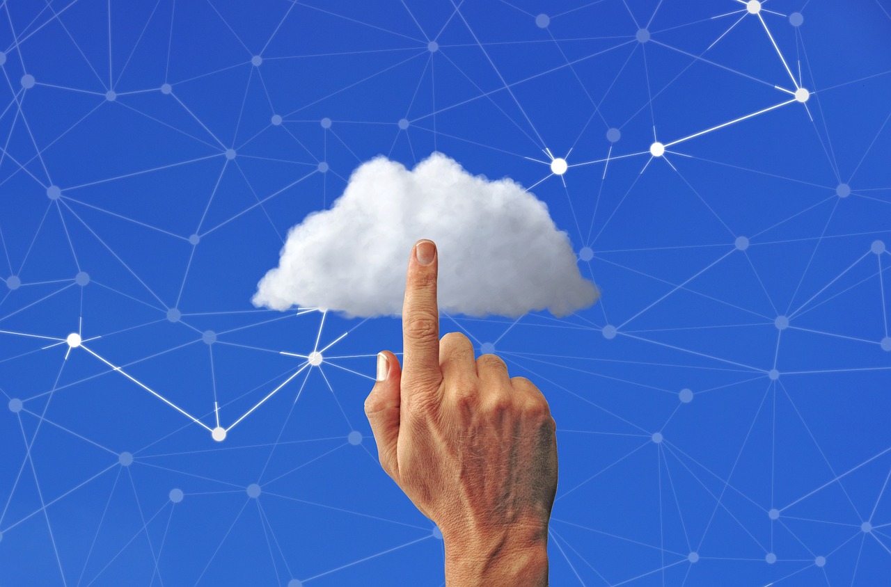 Machine Learning to the Rescue: Teaching Computers to Think Like Clouds (image credits: pixabay)
