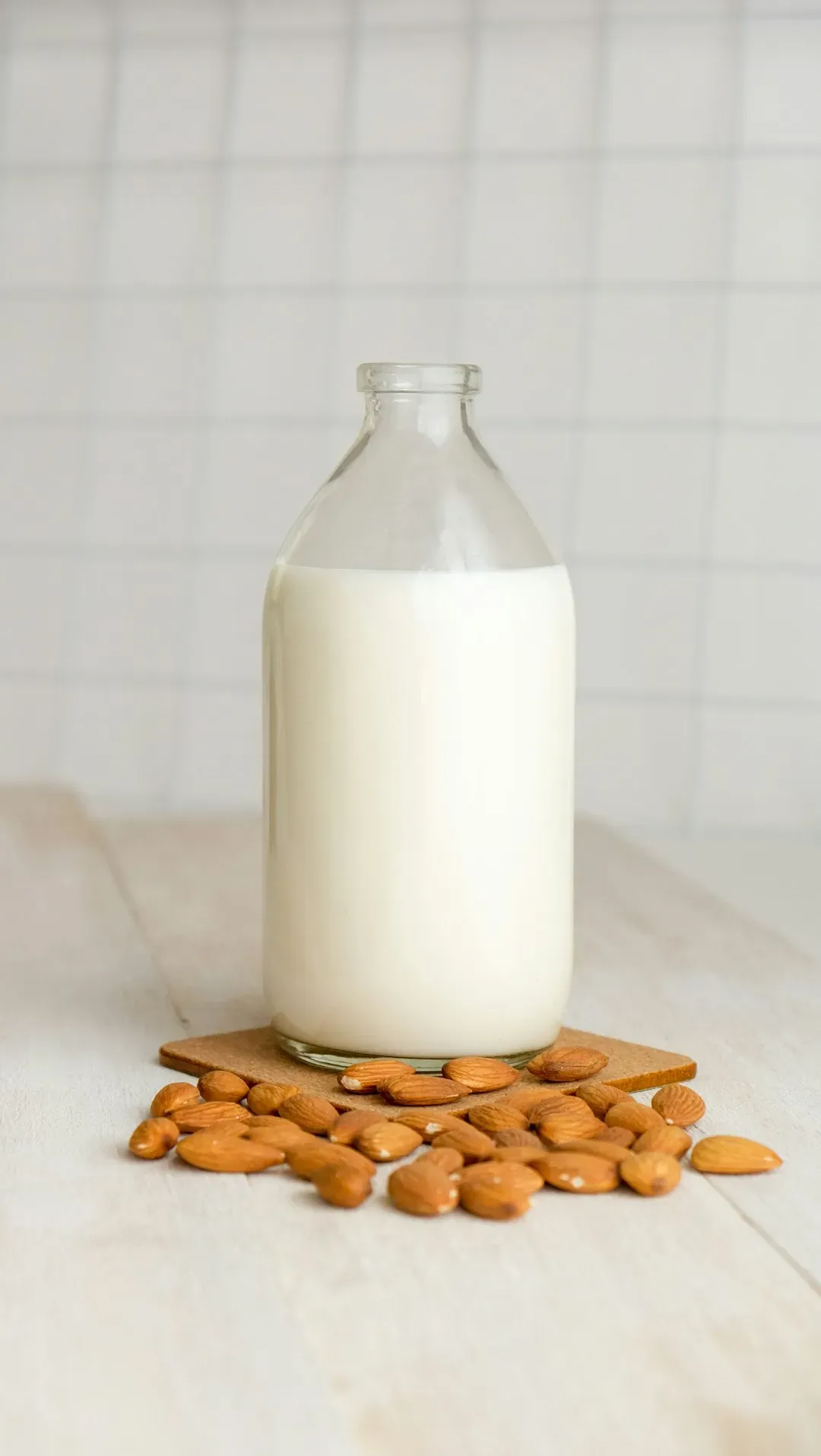 4. Switching From Dairy Milk to Oat Milk (Image Credits: Unsplash)