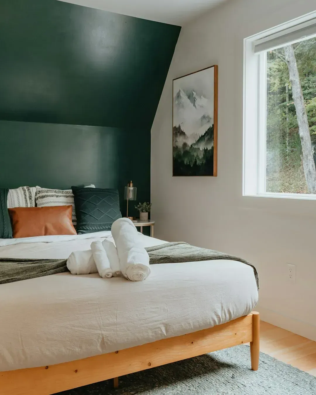 Short-Term Rentals Become Public Enemy Number One (Image Credits: Unsplash)