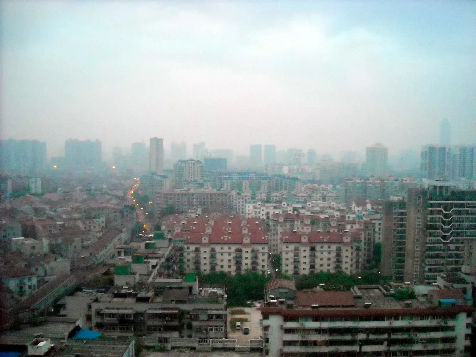 Wuhan, China: proving the cheaper option can also work better (By Ceezen, CC BY-SA 3.0)