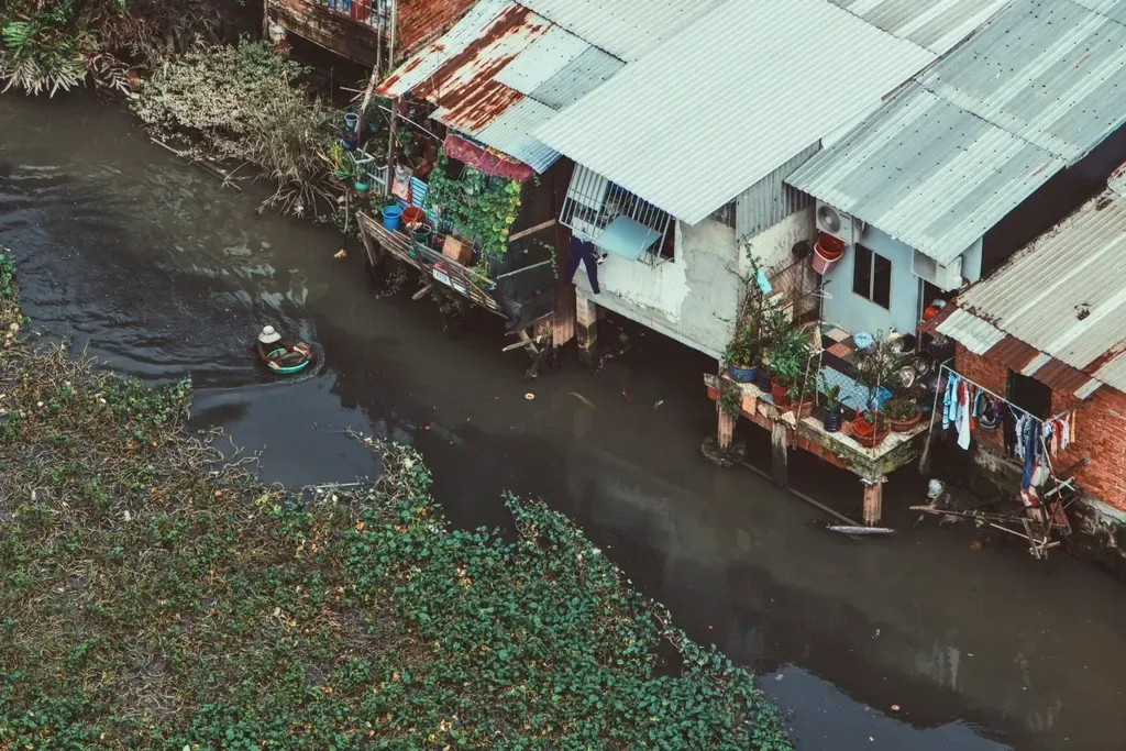 8. Vietnam - Typhoons, Floods, and a Vulnerable Coast (Image Credits: Rawpixel)