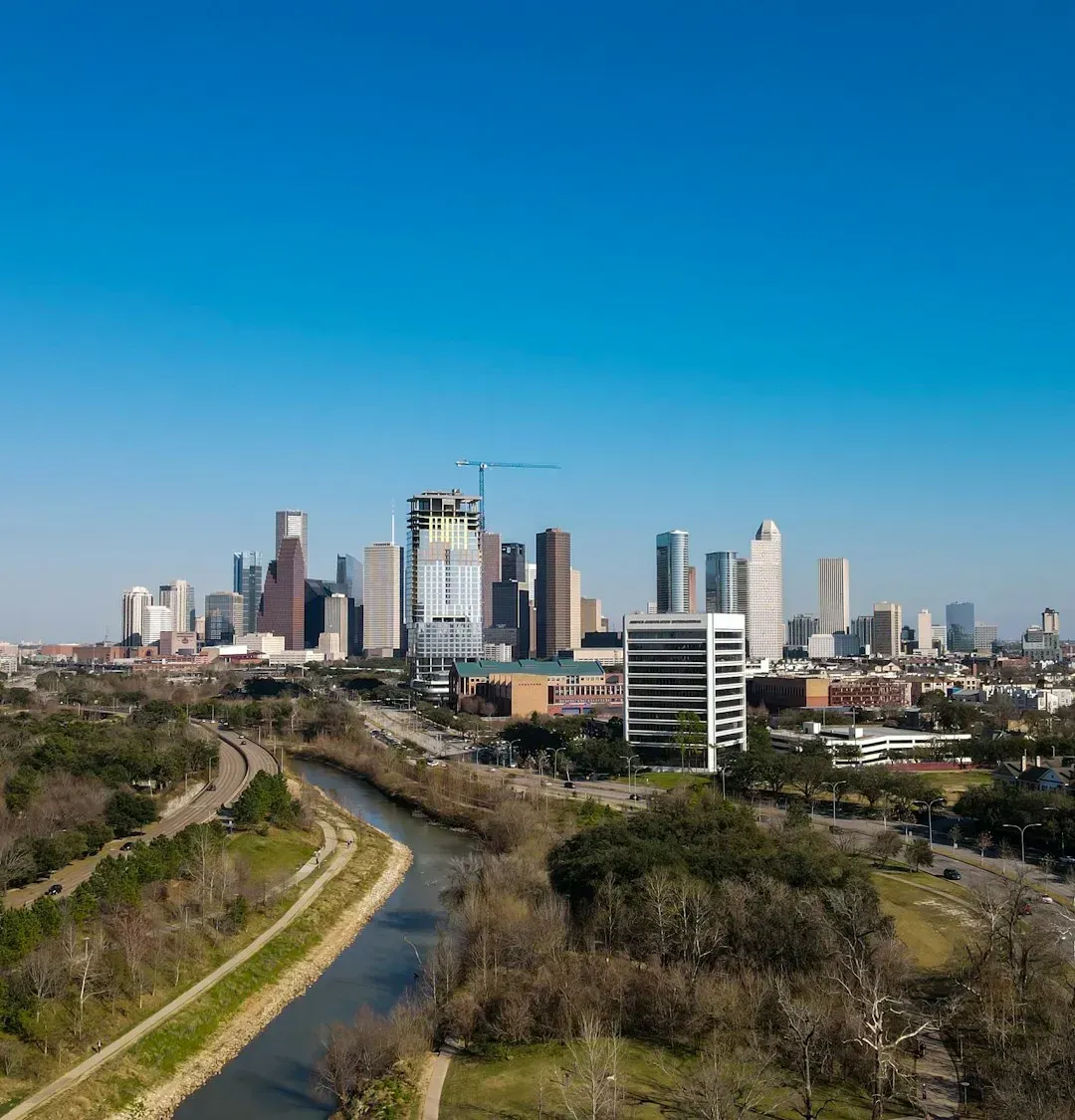 Houston, Texas: an isolated grid with two failure modes (Image Credits: Unsplash)