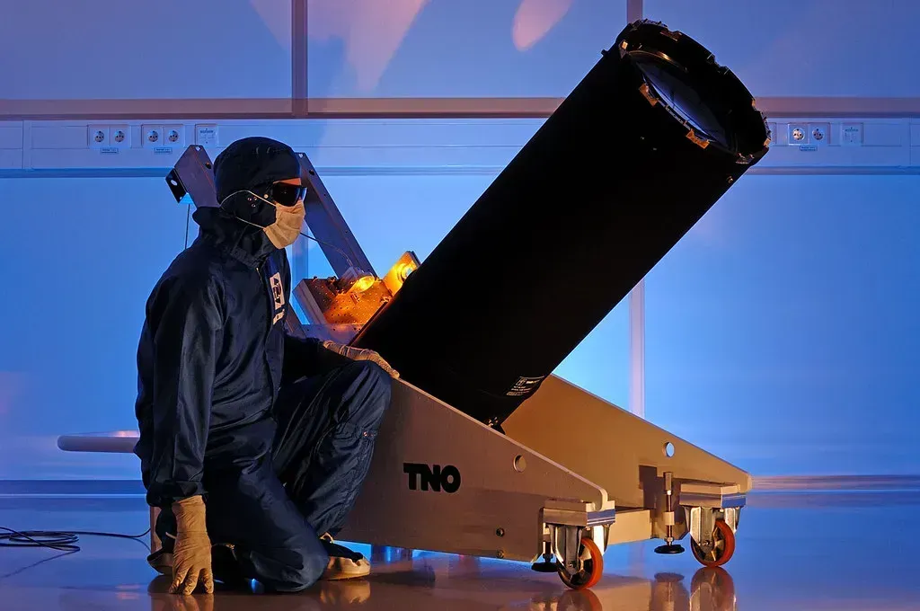 Rewriting the Rules for Small Worlds (European Southern Observatory, Flickr, CC BY 2.0)