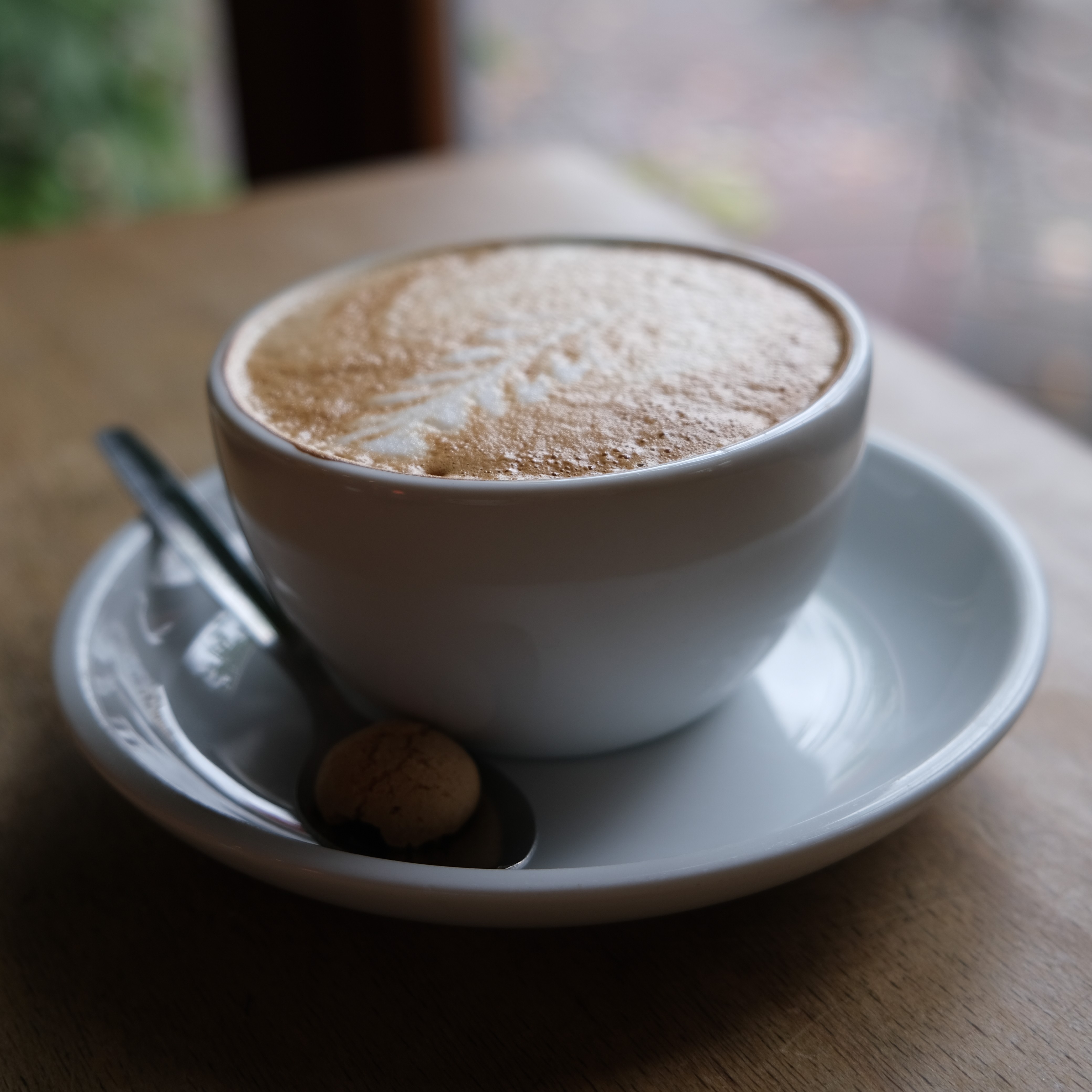 The Striking Difference Between Regular and Decaf (image credits: wikimedia)