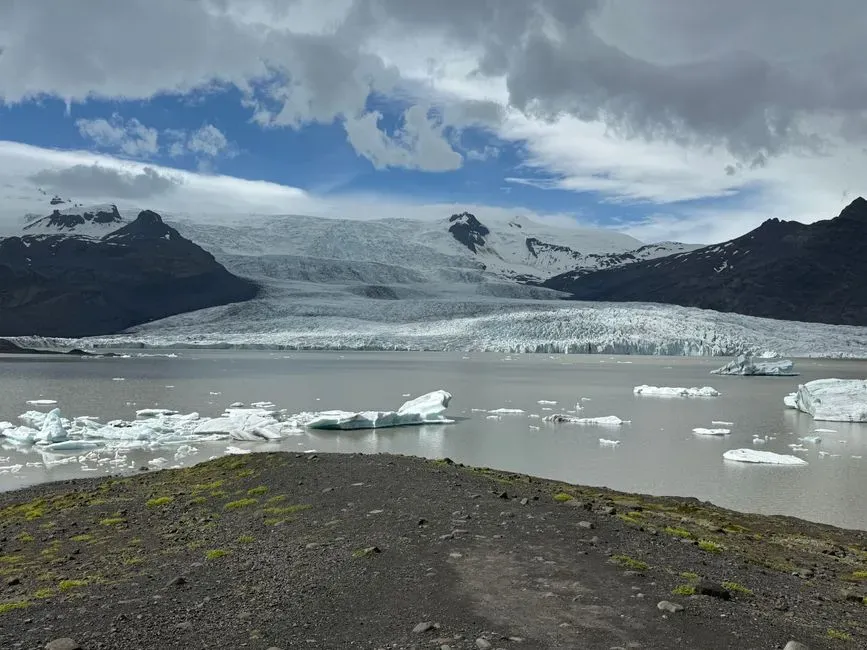 14. The Vatnajökull Wilderness (Image Credits: Pexels)