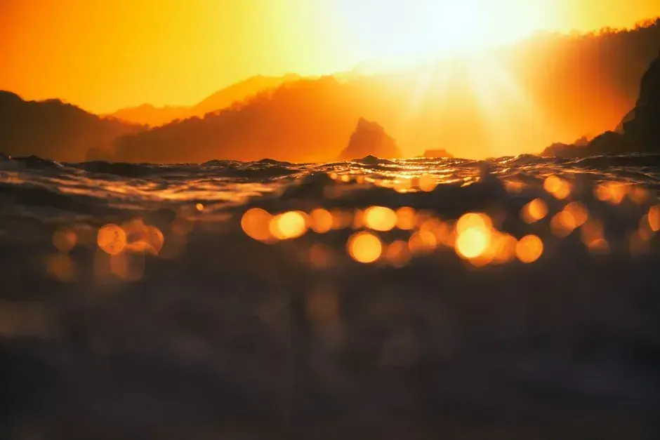 Rising ocean heat hiding beneath the surface (Image Credits: Pexels)
