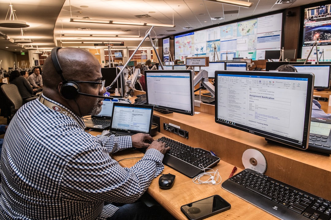 Worker Shortages Weaken FEMA Response (image credits: unsplash)