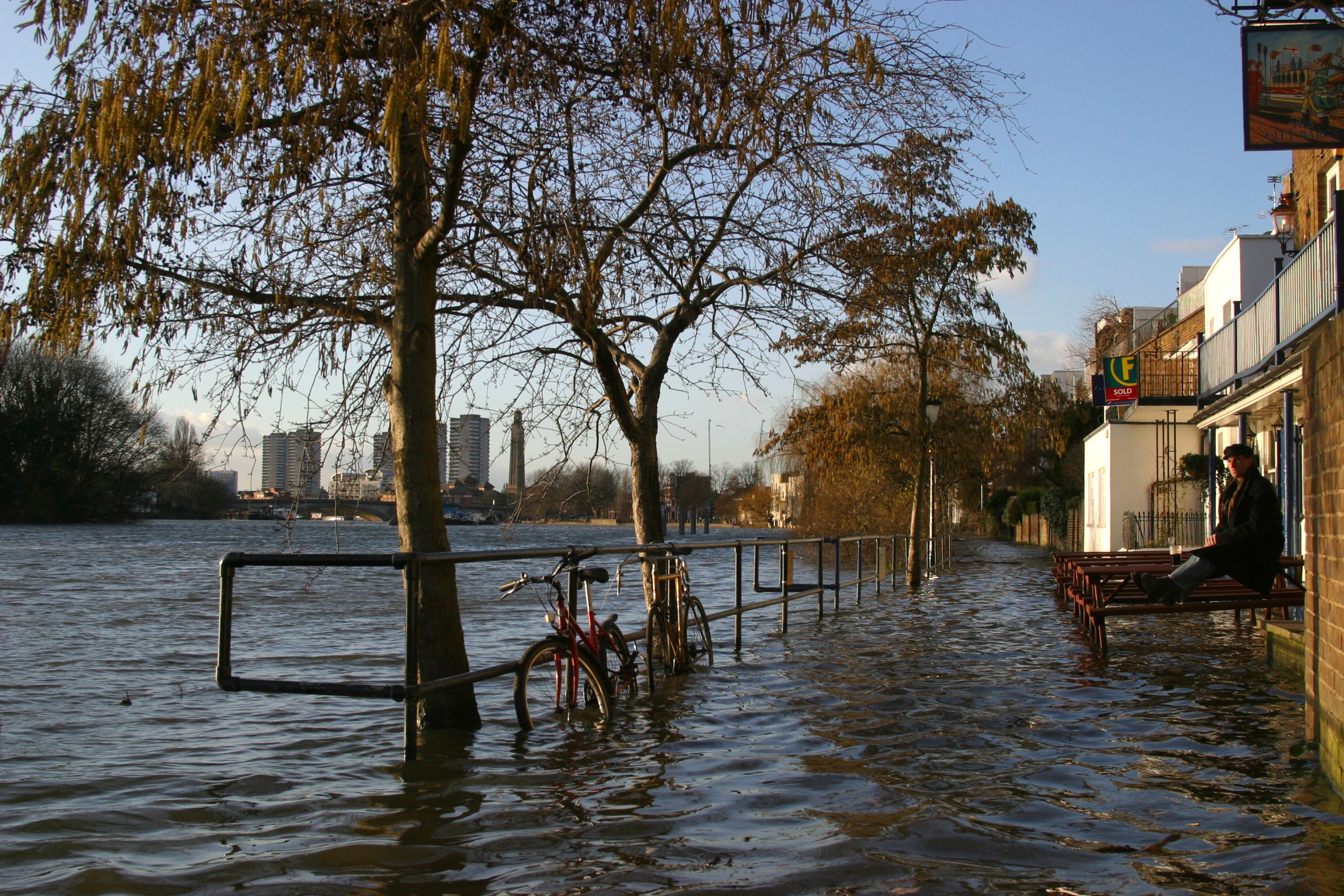 2. Rising Sea Levels Threatening Coastal Cities (image credits: wikimedia)