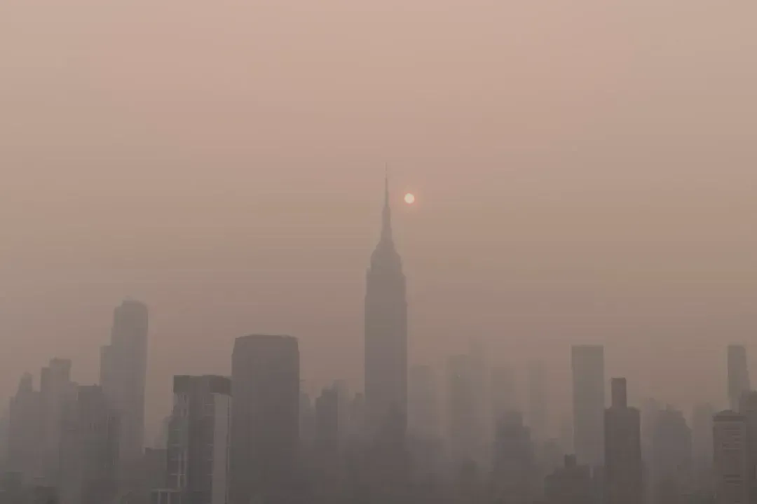 Ontario, Quebec, and the Smoke Drifting Into US Cities (Image Credits: Unsplash)