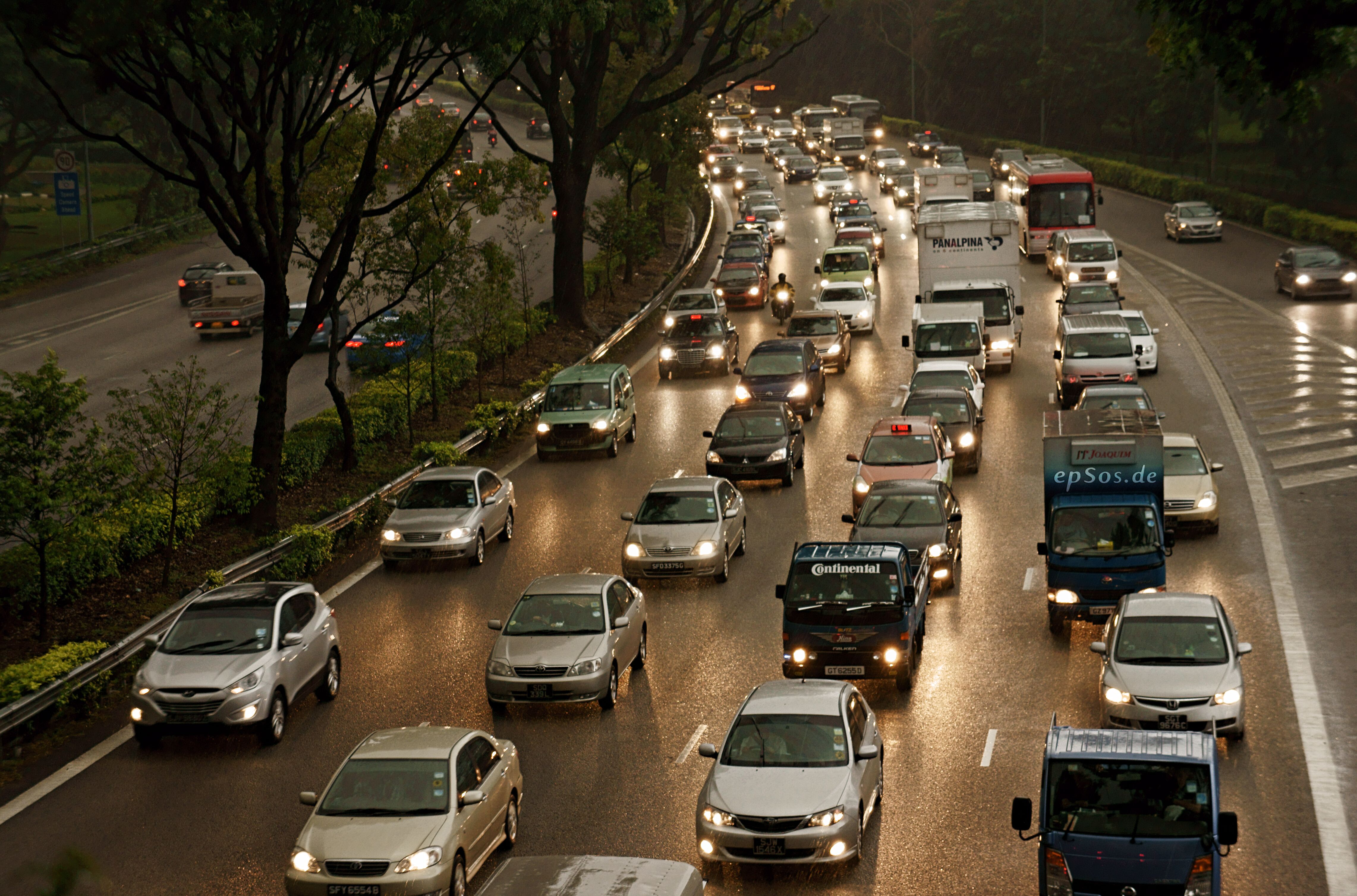 Electric Cars: Not the Magic Bullet (image credits: wikimedia)