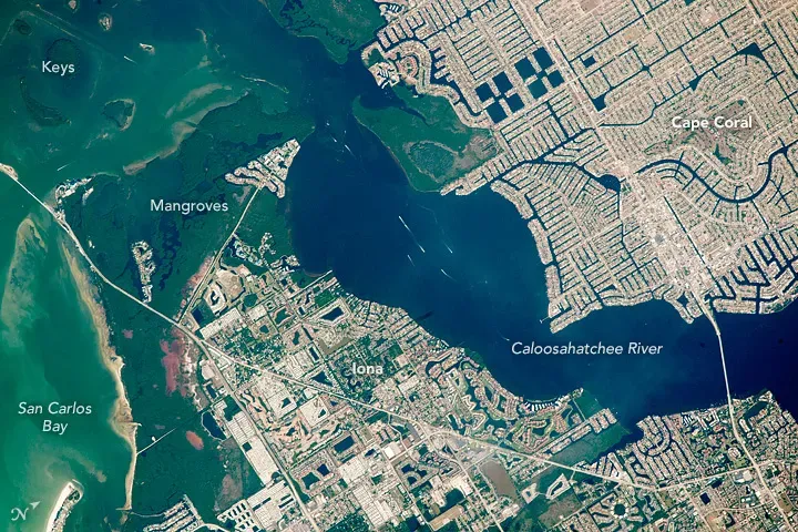 2. Cape Coral and Fort Myers, Florida (By ISS Expedition 47 crew. Caption by M. Justin Wilkinson, Texas State University, Jacobs Contract at NASA-JSC., Public domain)