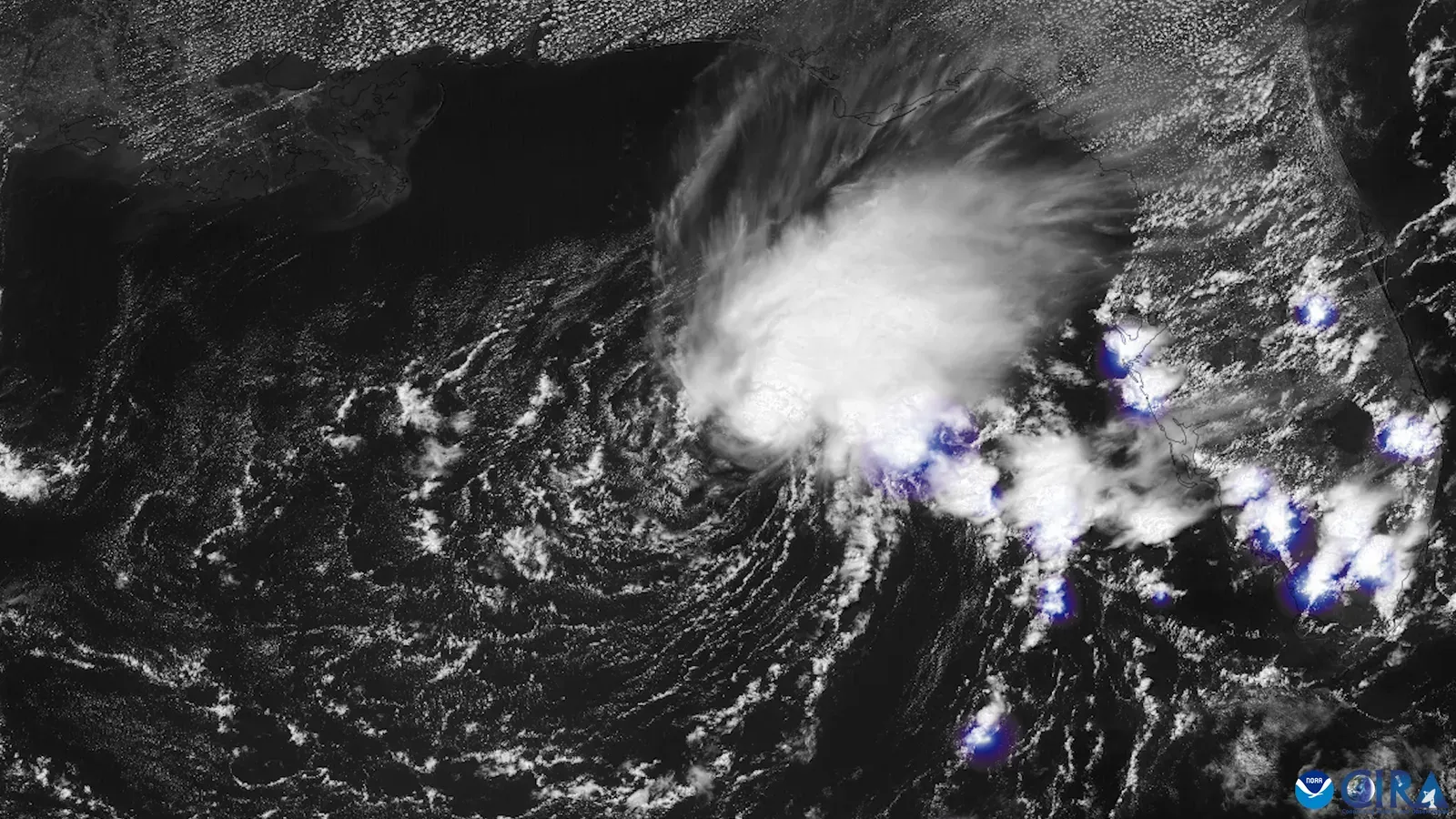 Gulf moisture supplies the fuel (Image Credits: Wikimedia)
