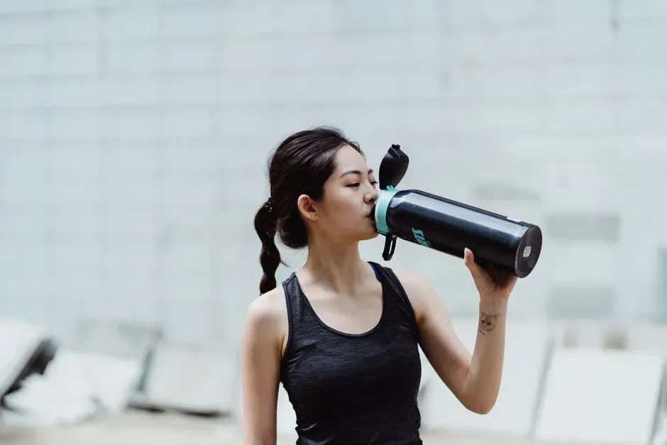 5. Drinking water constantly, almost as a reflex (Image Credits: Pexels)