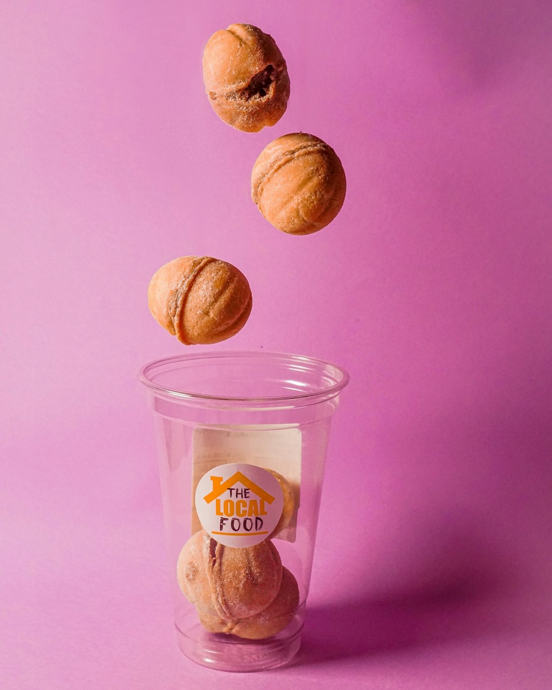 Almonds: The California Water Crisis in a Nut (image credits: unsplash)