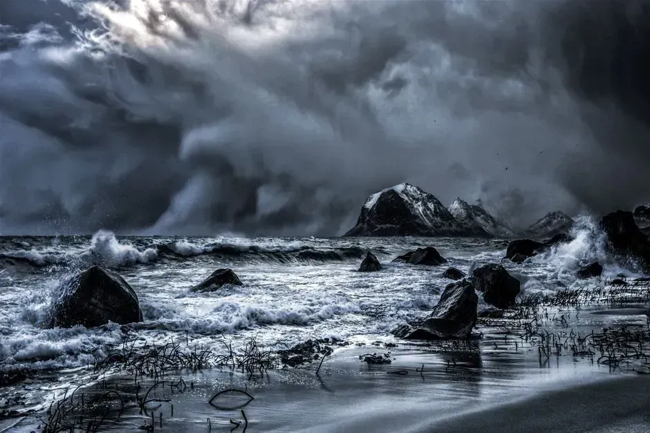 The U.S. Was Spared, But Not for the Reasons Forecasters Expected (Image Credits: Pexels)