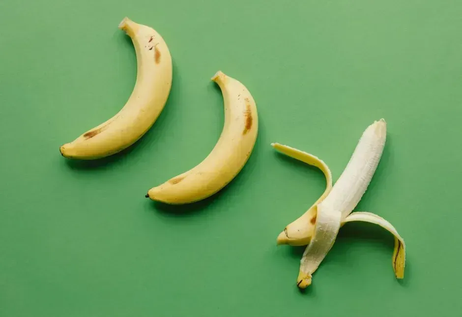 7. Potassium-rich fruits like bananas (Image Credits: Pexels)