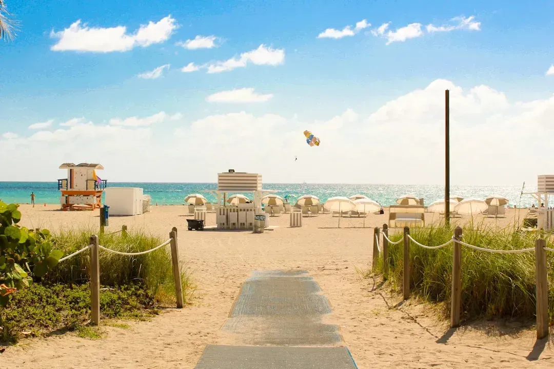 Florida faces a strange tug of war between growth and risk (Image Credits: Unsplash)