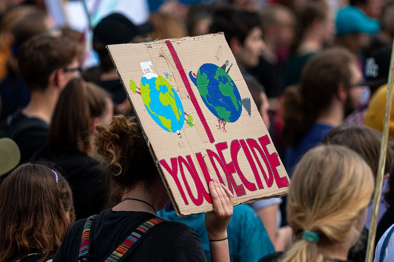 9. Climate Change is a Hoax (image credits: pixabay)