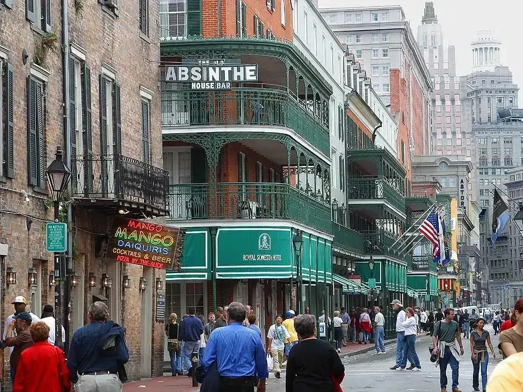 The Science of Sinking: What Subsidence Means for New Orleans (Image Credits: Pixabay)