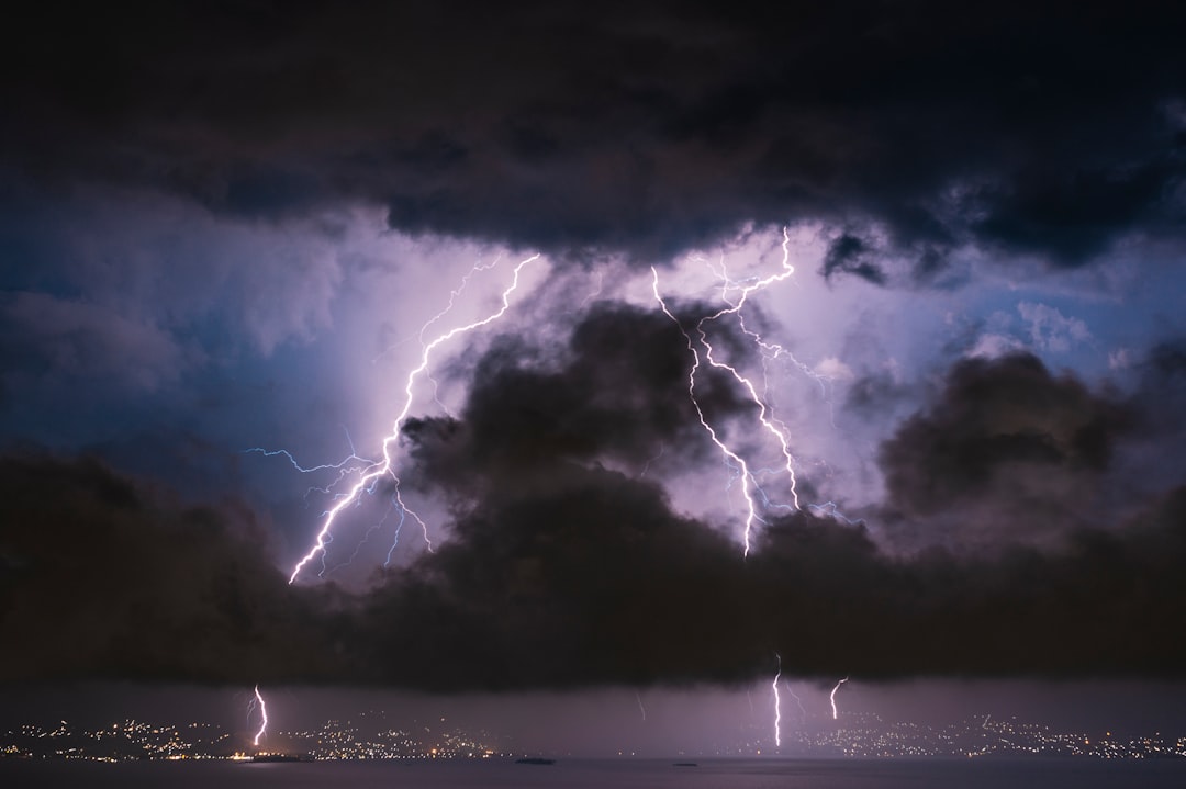 Lightning Can Reach Over One Billion Volts of Electricity (image credits: unsplash)