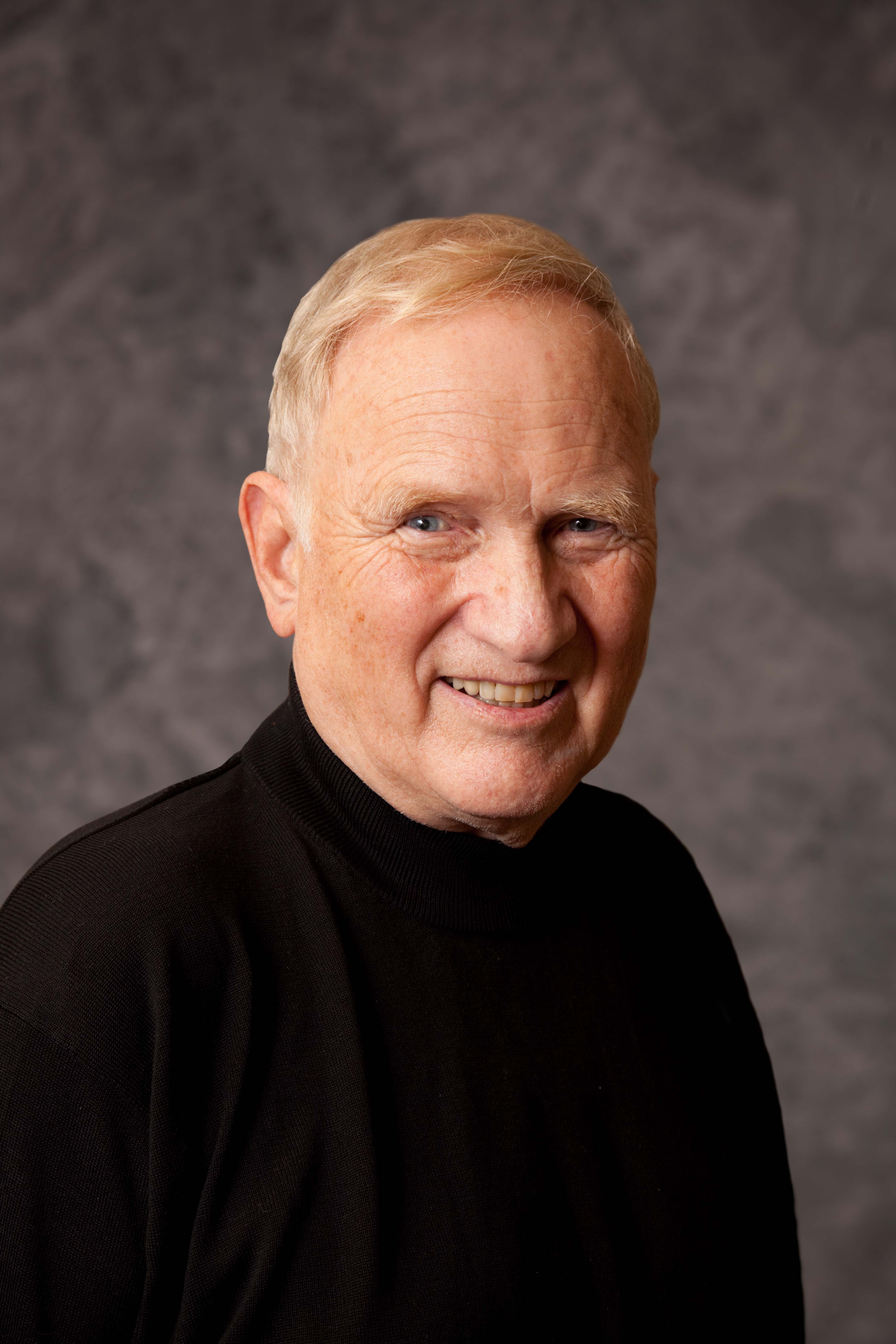 Nobel Laureate John Clauser Criticizes Mainstream Climate Narratives (image credits: wikimedia)