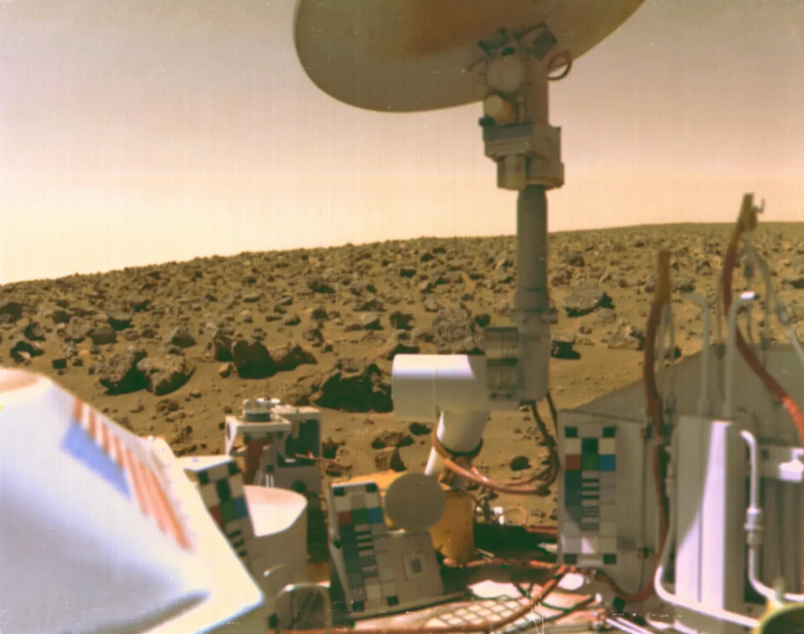 Viking 1 sent back the first close-up look at another planet's surface (NASA website; description,[1] high resolution image.[2], Public domain)