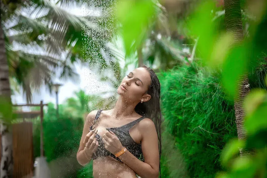 6. Cool the body directly when it starts to feel warm (Image Credits: Unsplash)
