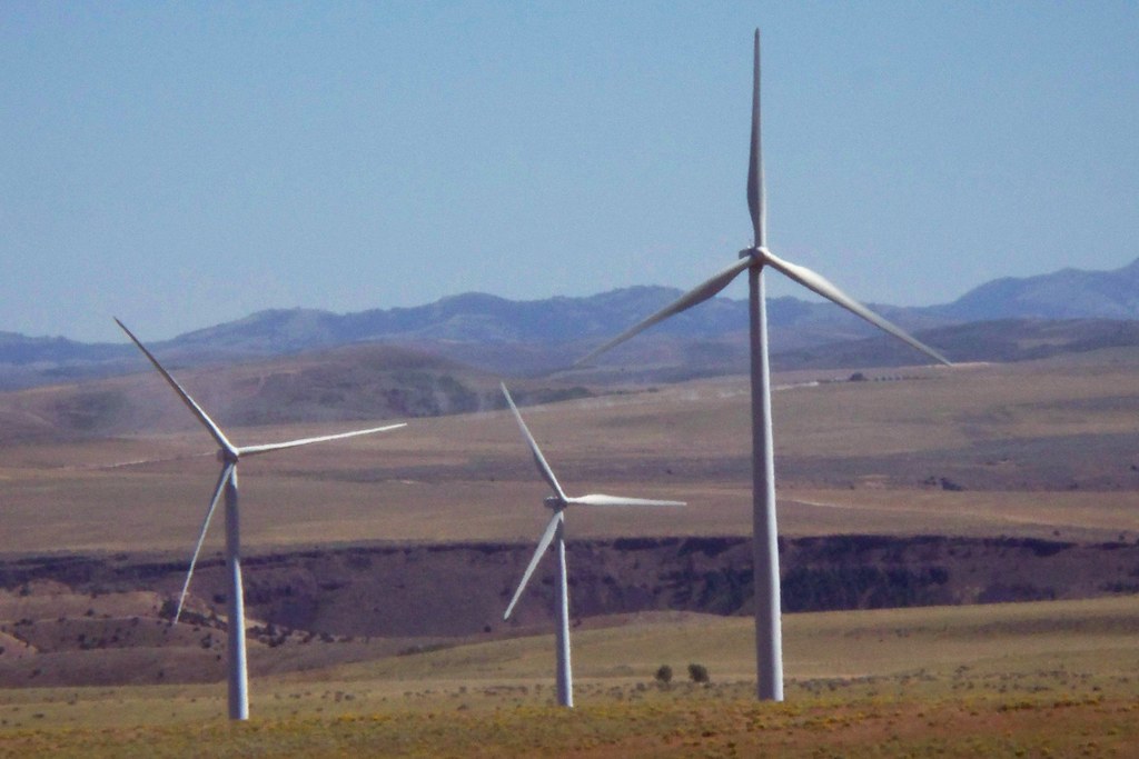 The Most Common Myths About Wind Farms (image credits: flickr)