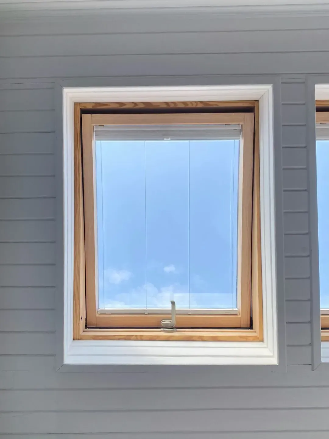 8. Cross-ventilation through aligned window placement (Image Credits: Unsplash)