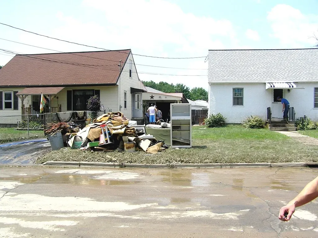 Flash floods hit Hurricane, Utah, for the second time in 10 weeks ...