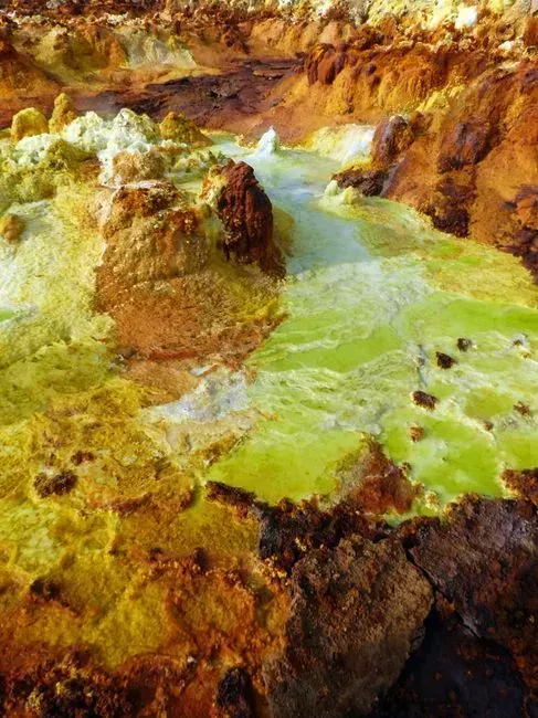 Sulfur Crystals, Dust Devils, and Other Atmospheric Surprises (Image Credits: Pexels)