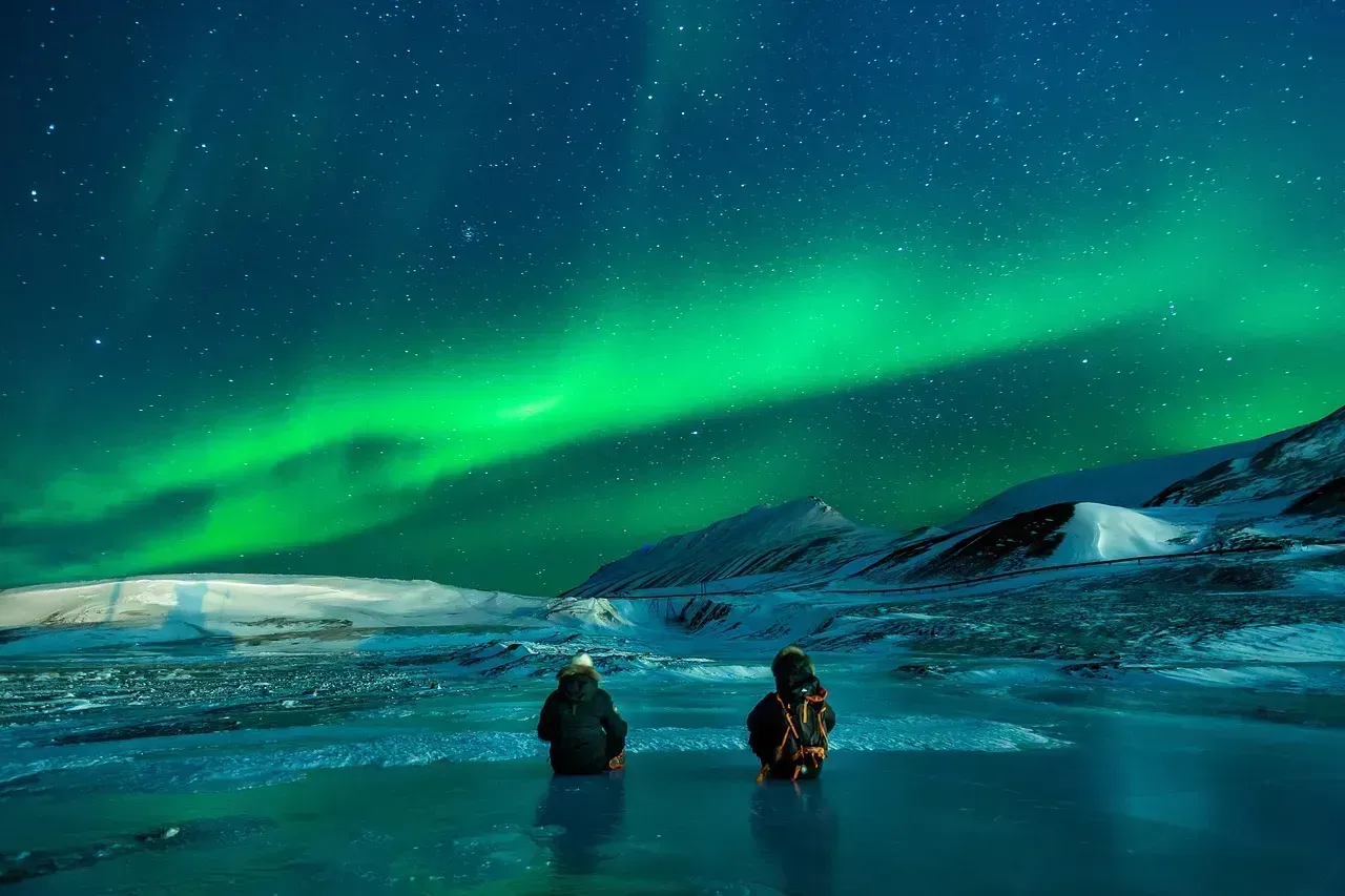 5. Mysterious White Patches Inside Auroras (Image Credits: Pixabay)